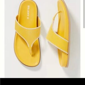 Silent -D Leather Sandals